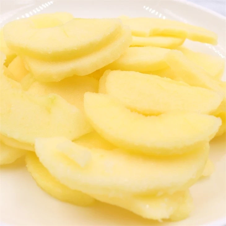 IQF frozen apple sliced